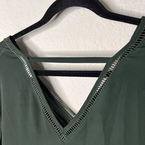 Daniel Rayne Green DR2 Sleeveless Top - Picture 4 of 9